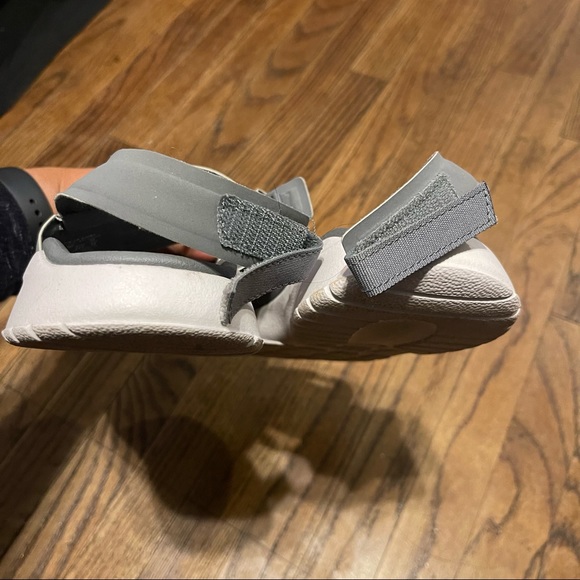 Grey Nike Sandals - Picture 2 of 5
